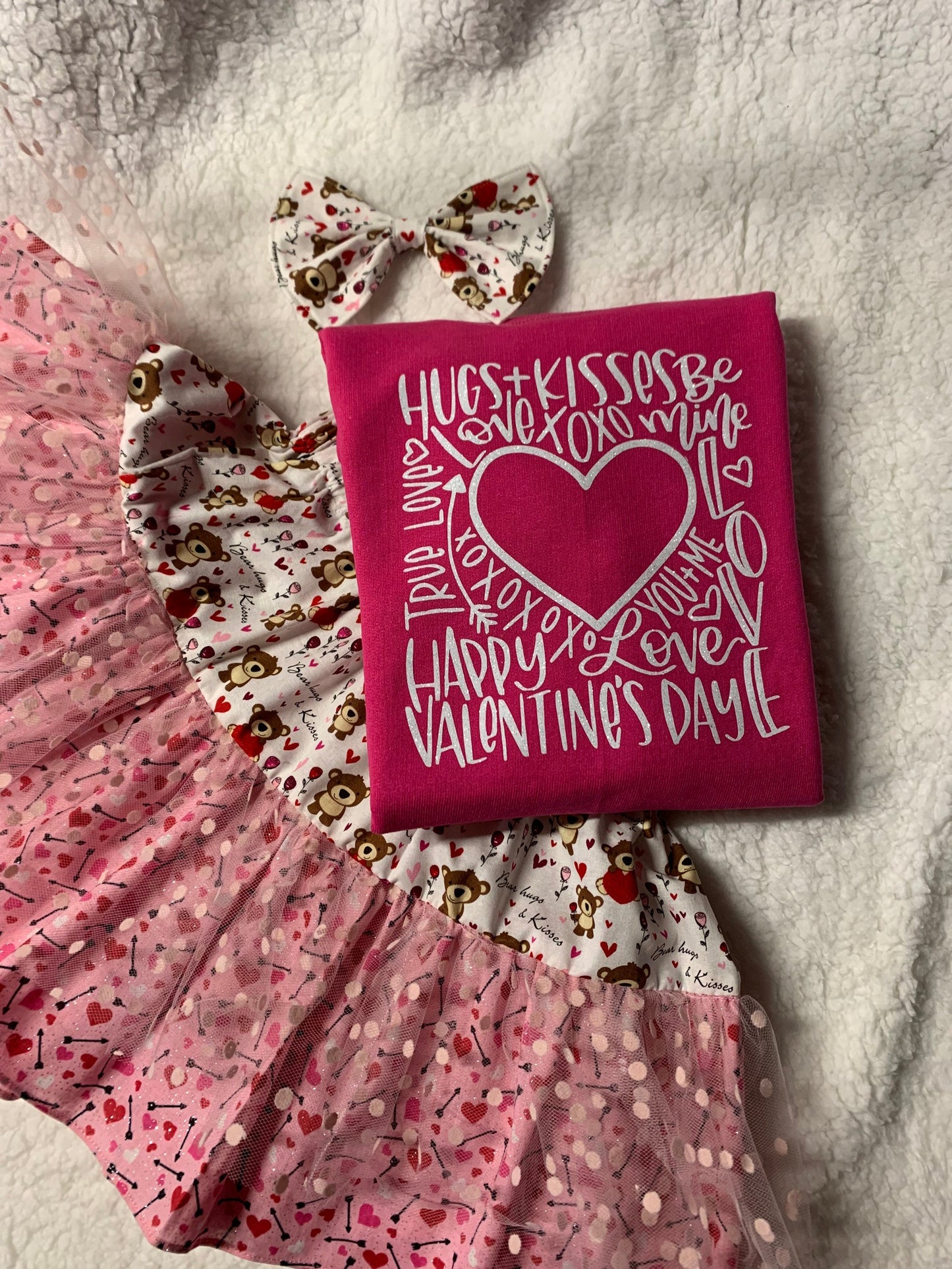 Valentines Hugs + Kisses